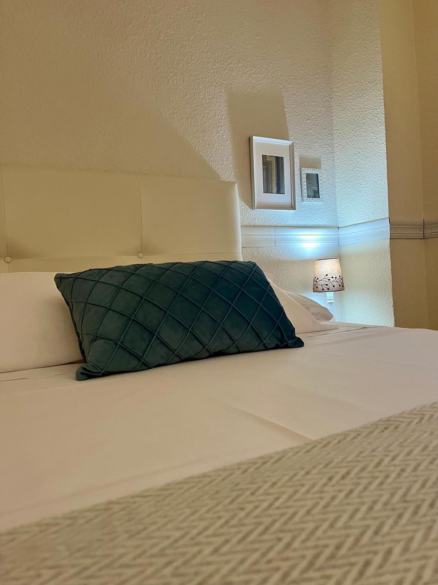 Apartamentos Ubaga เอซกาไรย์ ภายนอก รูปภาพ